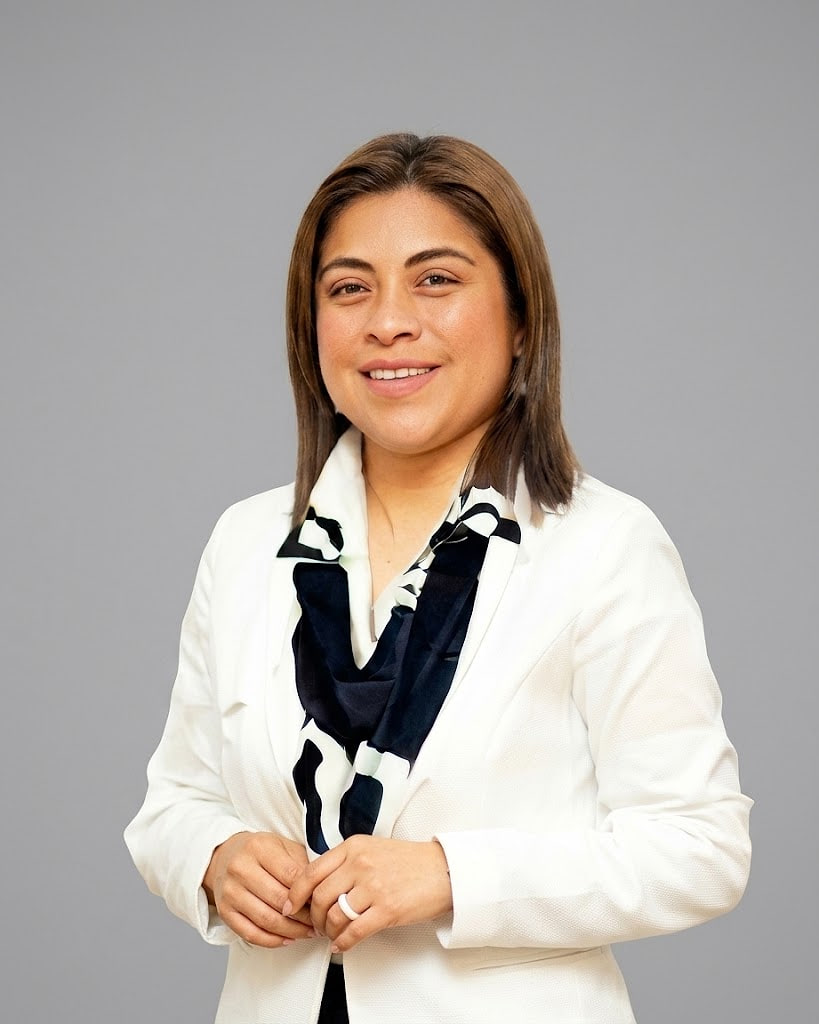 Karin Cabello